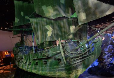 Pirates of the Caribbean ship