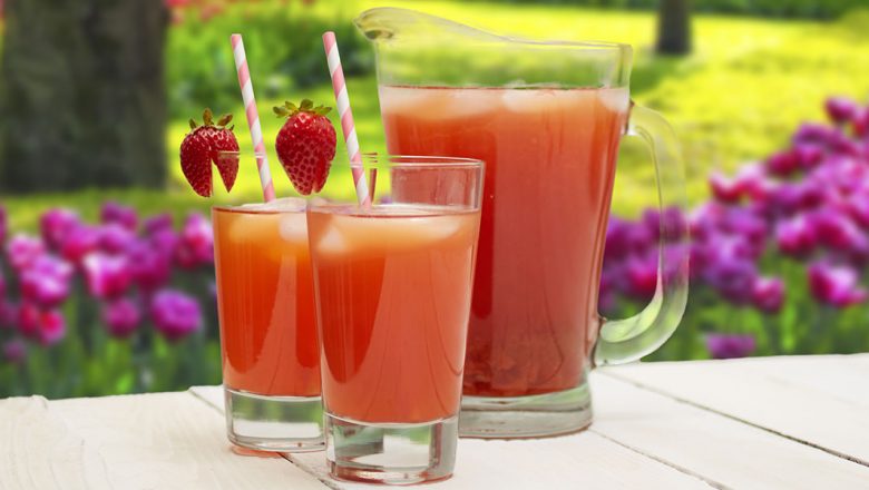 Mrs. Potts Strawberry Lemonade Tea